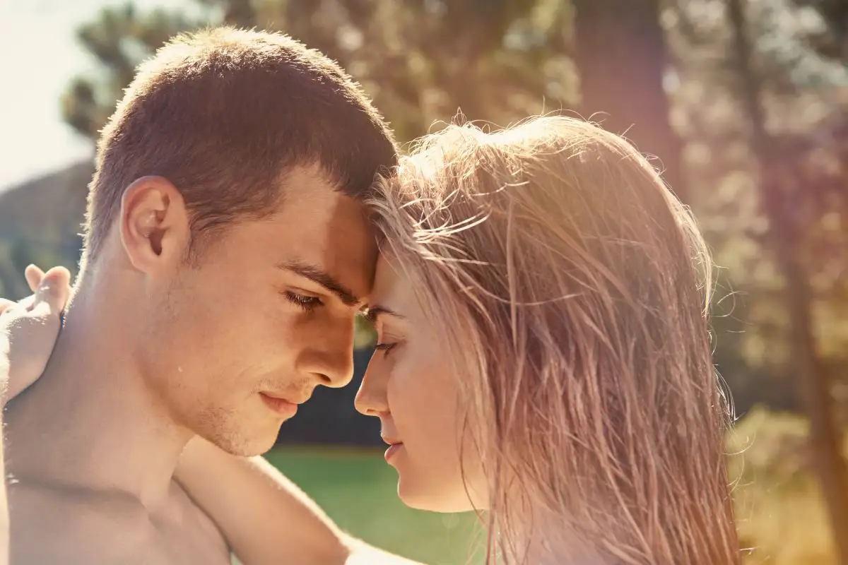 Do Soulmates Really Exist? - 12 Ways To Know It's Your Soulmate